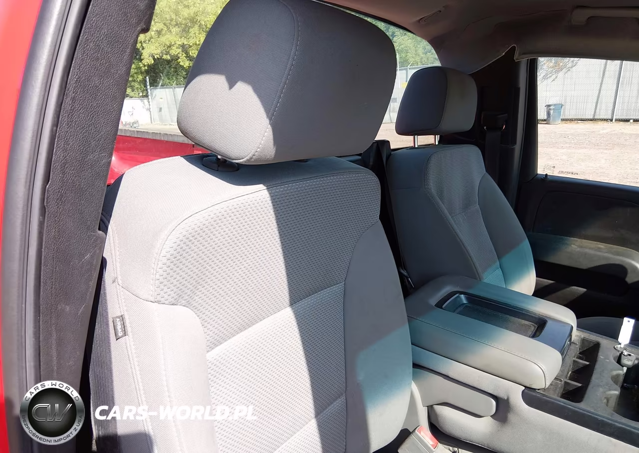 2018 Chevrolet Silverado 1500 Wt VIN:1GCNCNEH4JZ170576 - 8