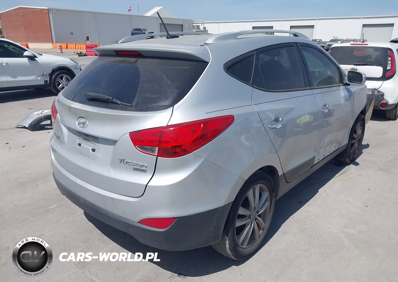2011 Hyundai Tucson Limited VIN:KM8JU3AC2BU194203 - 4