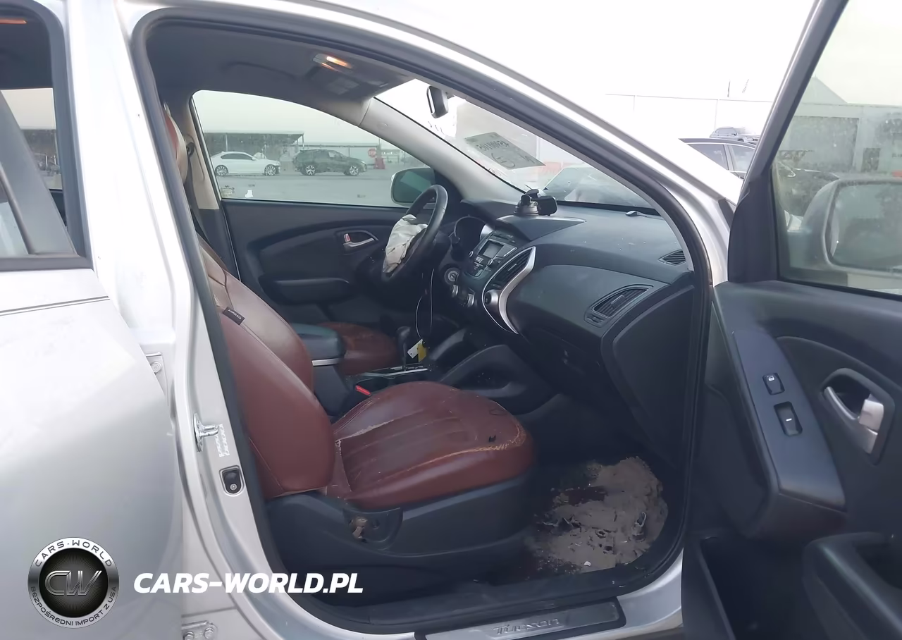 2011 Hyundai Tucson Limited VIN:KM8JU3AC2BU194203 - 5