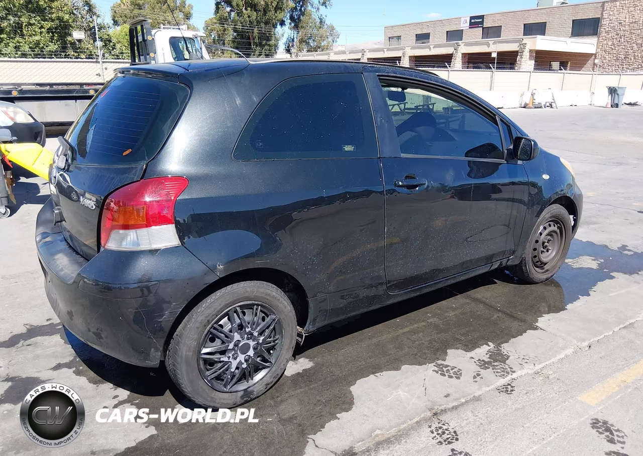 2011 Toyota Yaris VIN:JTDJT4K30B5337770 - 4