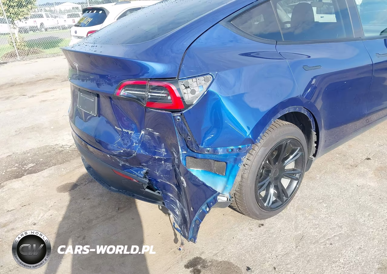 2021 Tesla Model Y Long Range Dual Motor All-Wheel Drive VIN:5YJYGDEE1MF099641 - 19