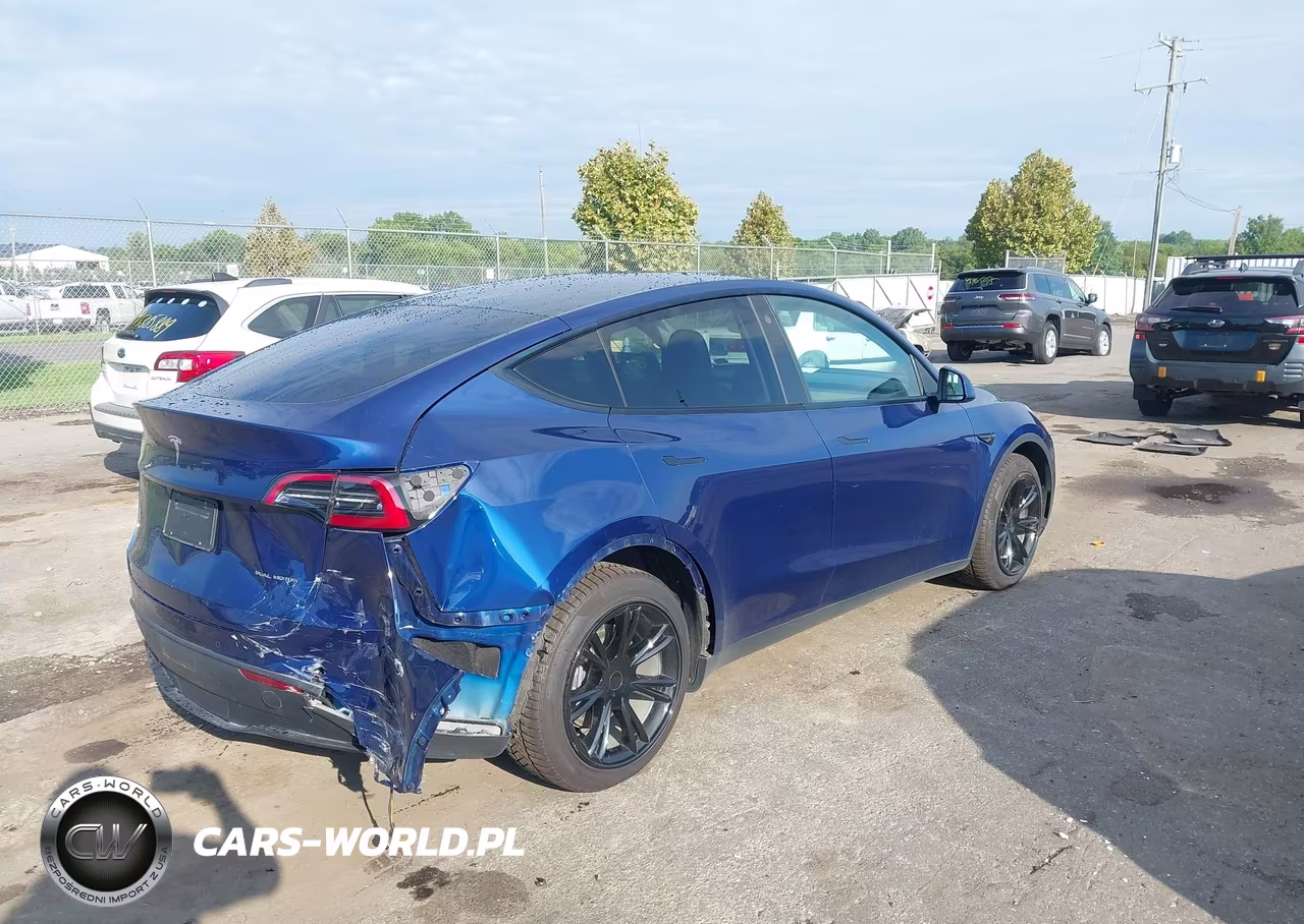 2021 Tesla Model Y Long Range Dual Motor All-Wheel Drive VIN:5YJYGDEE1MF099641 - 4
