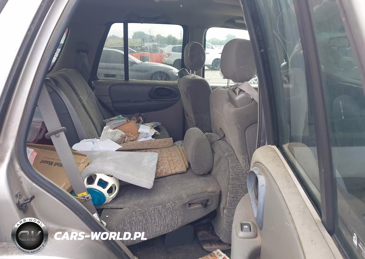 2002 Chevrolet Trailblazer VIN:1GNDT13S322364598 - 8