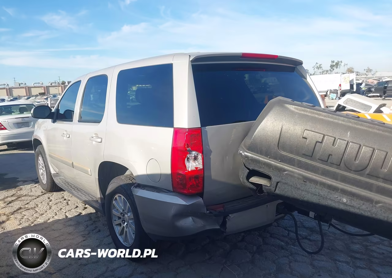 2008 Chevrolet Tahoe Hybrid VIN:1GNFC13548R204670 - 3