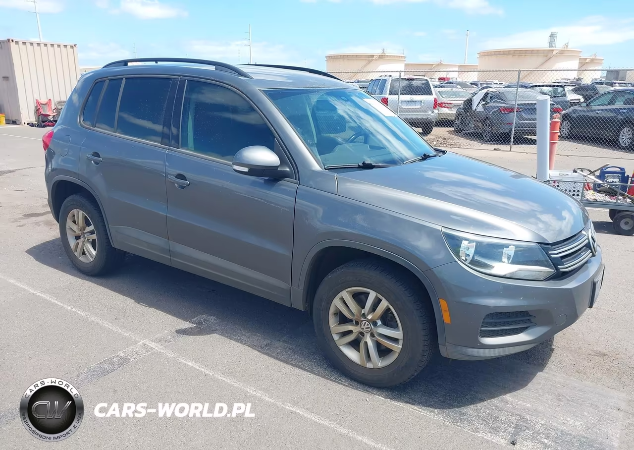 2016 Volkswagen Tiguan S
