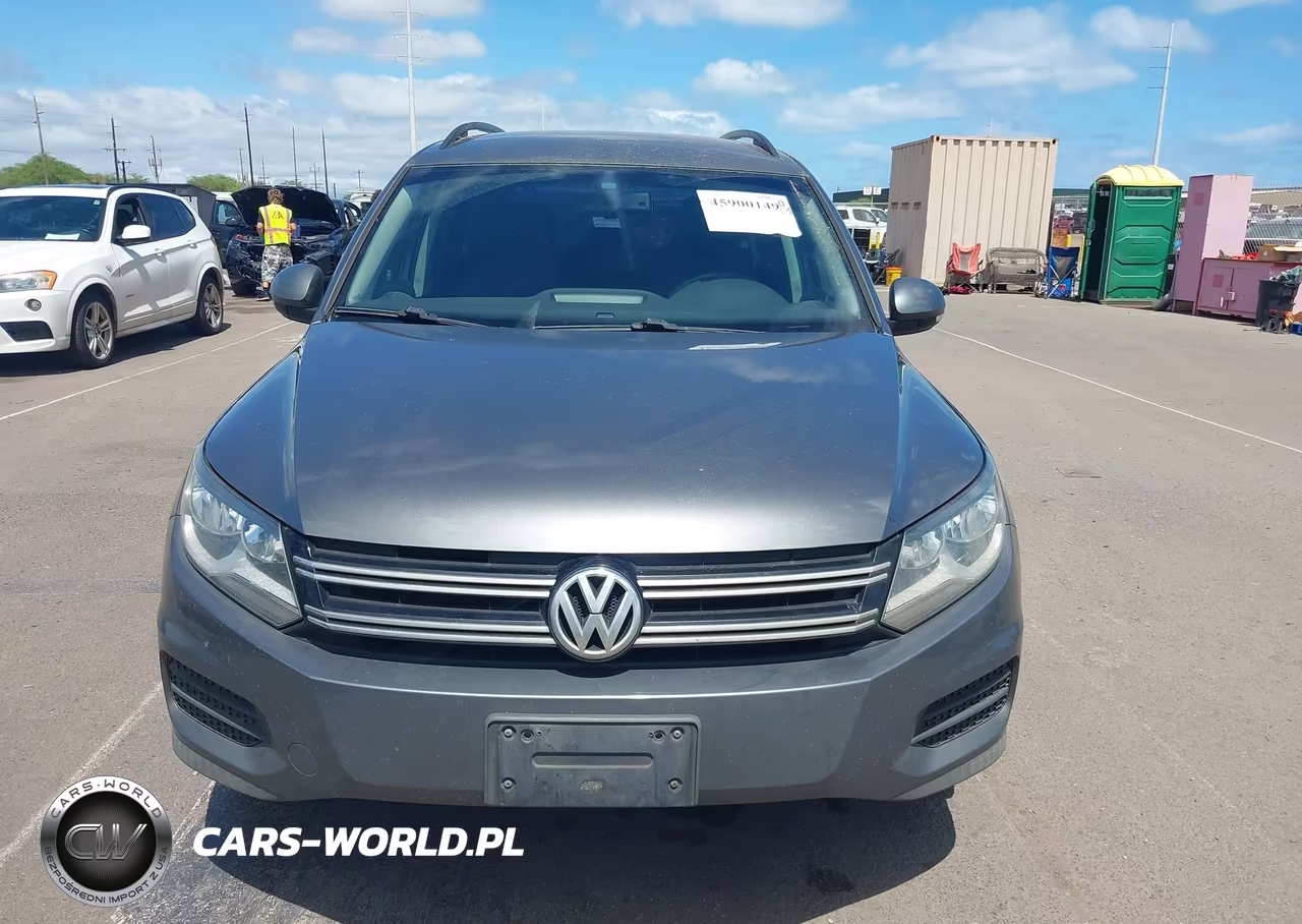 2016 Volkswagen Tiguan S VIN:WVGAV7AXXGW556216 - 6