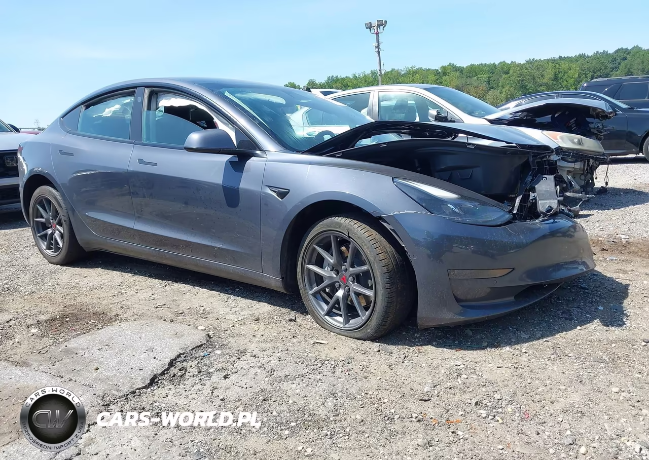 2021 Tesla Model 3 Standard Range Plus Rear-Wheel Drive
