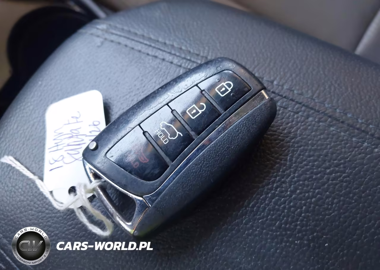 2018 Hyundai Santa Fe Sport 2.4L VIN:5NMZU3LB8JH089084 - 11