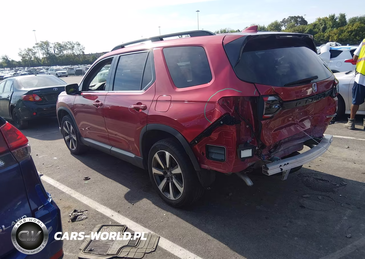 2025 Honda Pilot Touring VIN:5FNYG2H75SB011639 - 3