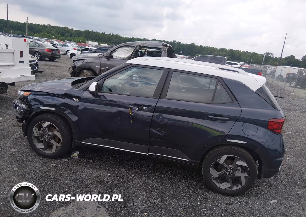 2026 Hyundai Venue Sel W-Two-Tone Roof VIN:KMHRC8A36TU466420 - 15
