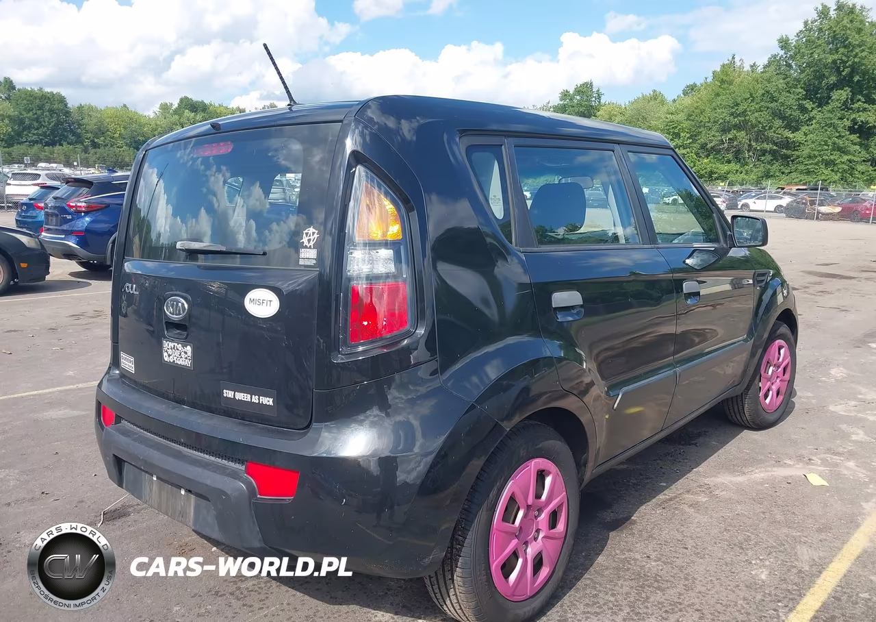 2010 Kia Soul VIN:KNDJT2A15A7167459 - 4