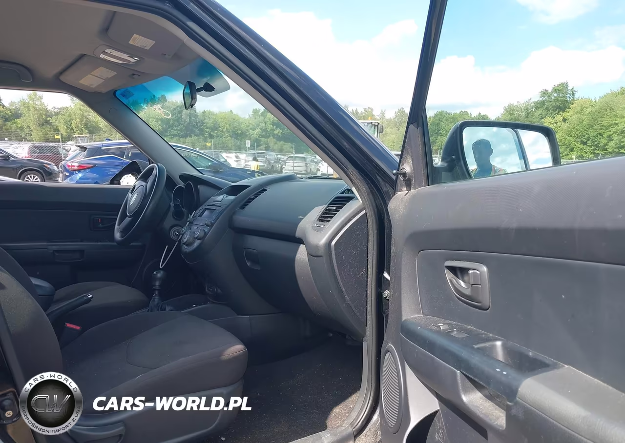 2010 Kia Soul VIN:KNDJT2A15A7167459 - 5