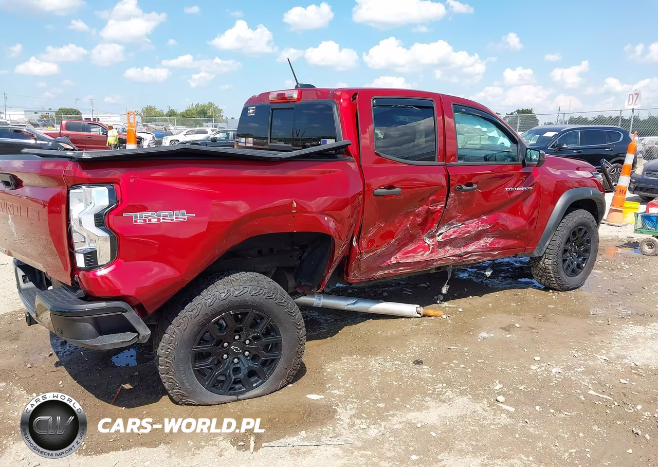 2025 Chevrolet Colorado 4Wd Trail Boss VIN:1GCPTEEK4S1187415 - 6