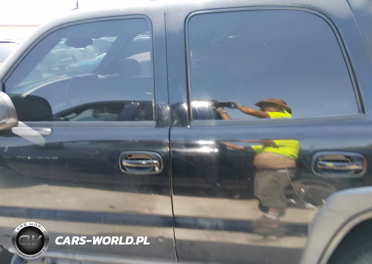 2005 Chevrolet Tahoe Z71 VIN:1GNEK13T75R128127 - 14