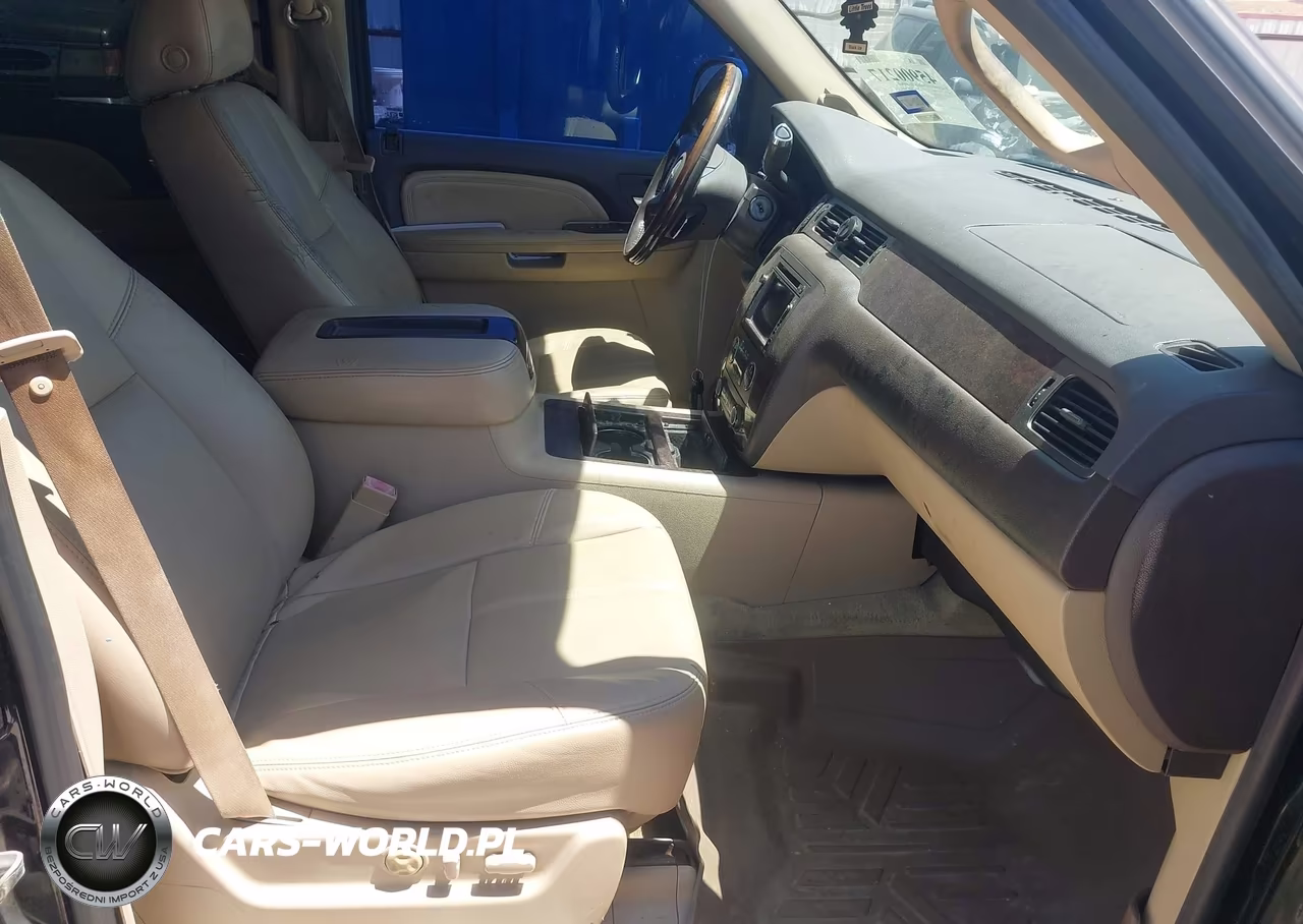 2007 GMC Yukon Denali Denali VIN:1GKFK63817J400229 - 5