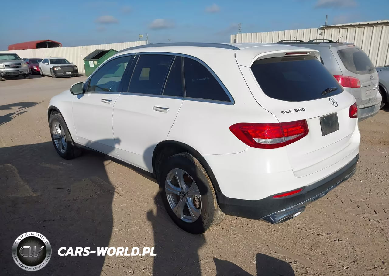 2018 Mercedes-Benz Glc 300 VIN:WDC0G4JB1JV054425 - 3