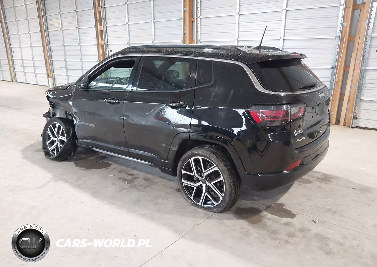 2025 Jeep Compass Limited 4X4 VIN:3C4NJDCNXST518978 - 3
