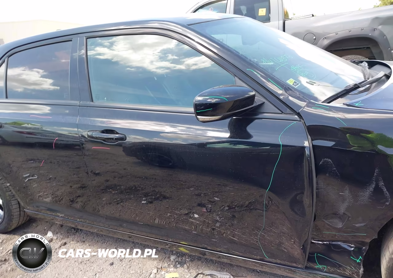 2021 Chrysler 300 300S VIN:2C3CCABG1MH585553 - 14