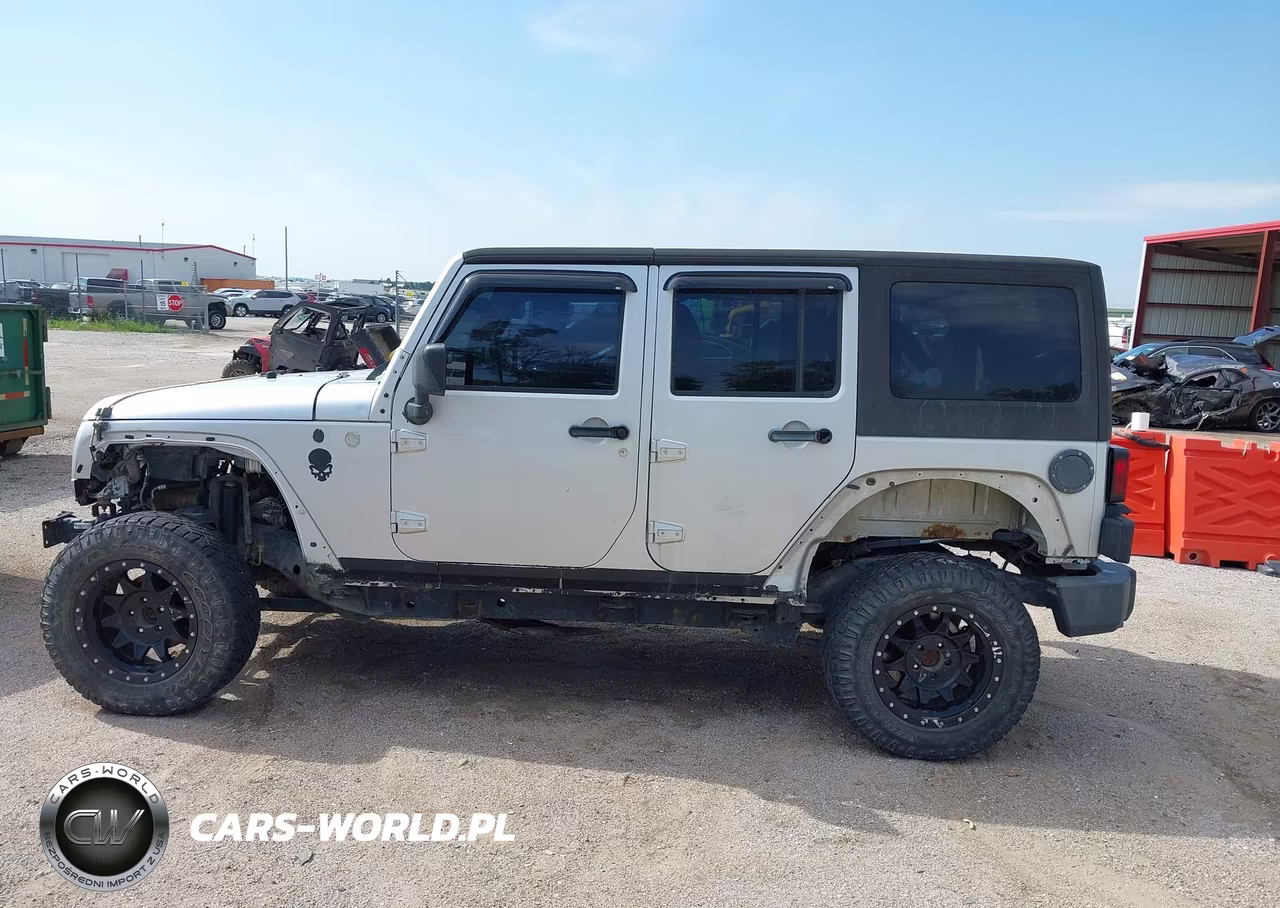 2011 Jeep Wrangler Unlimited Sport VIN:1J4BA3H17BL552837 - 15