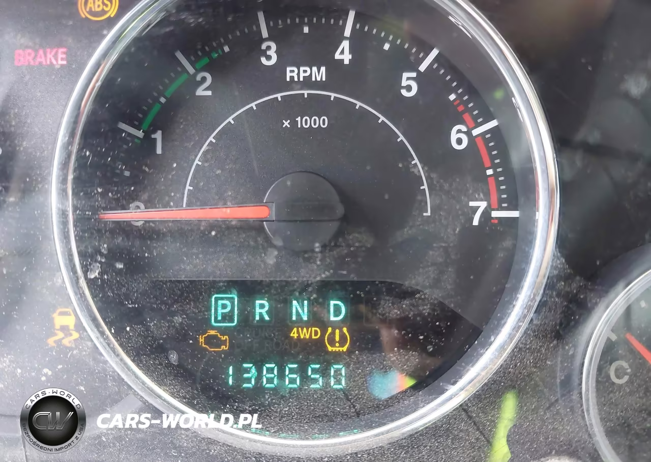 2011 Jeep Wrangler Unlimited Sport VIN:1J4BA3H17BL552837 - 16