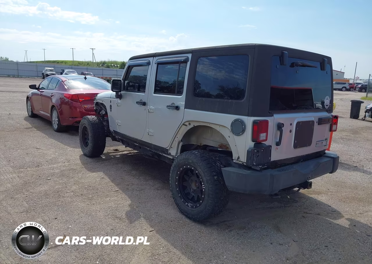 2011 Jeep Wrangler Unlimited Sport VIN:1J4BA3H17BL552837 - 3
