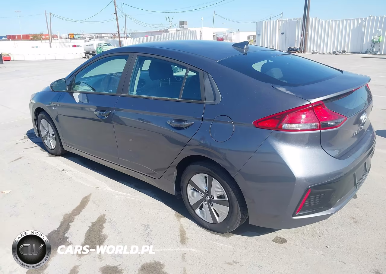 2018 Hyundai Ioniq Hybrid Blue VIN:KMHC65LC1JU065797 - 3