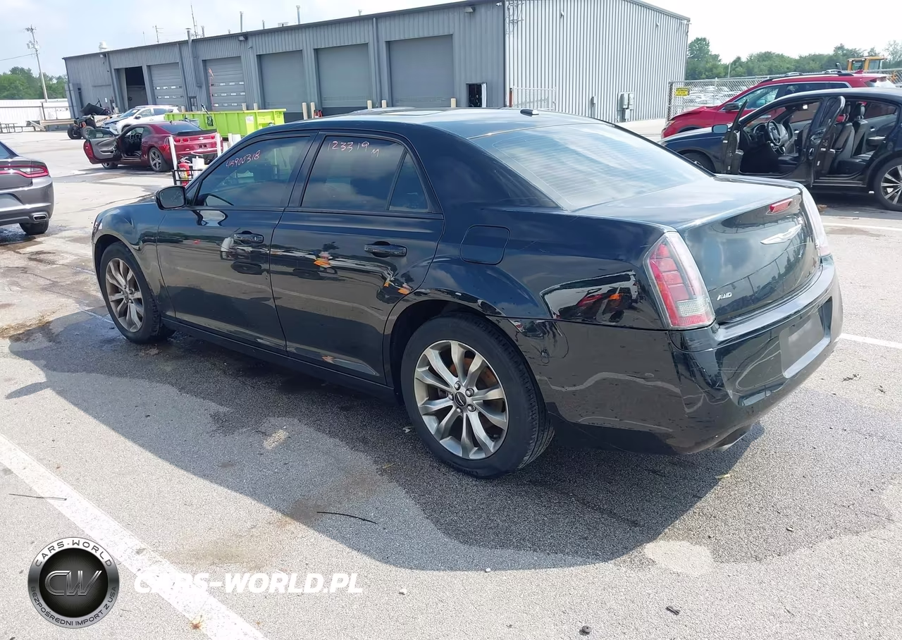 2014 Chrysler 300 VIN:2C3CCAGG6EH353072 - 3