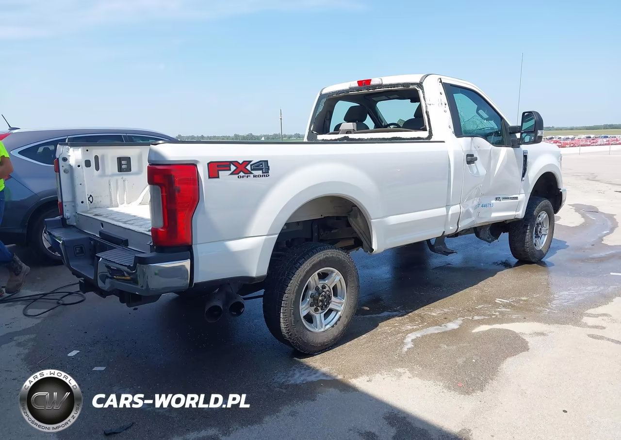 2019 Ford F-350 Xl VIN:1FTRF3BT6KEF12897 - 4