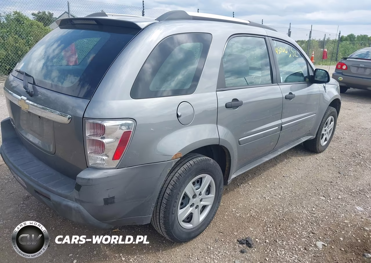 2005 Chevrolet Equinox Ls VIN:2CNDL13F356136194 - 4