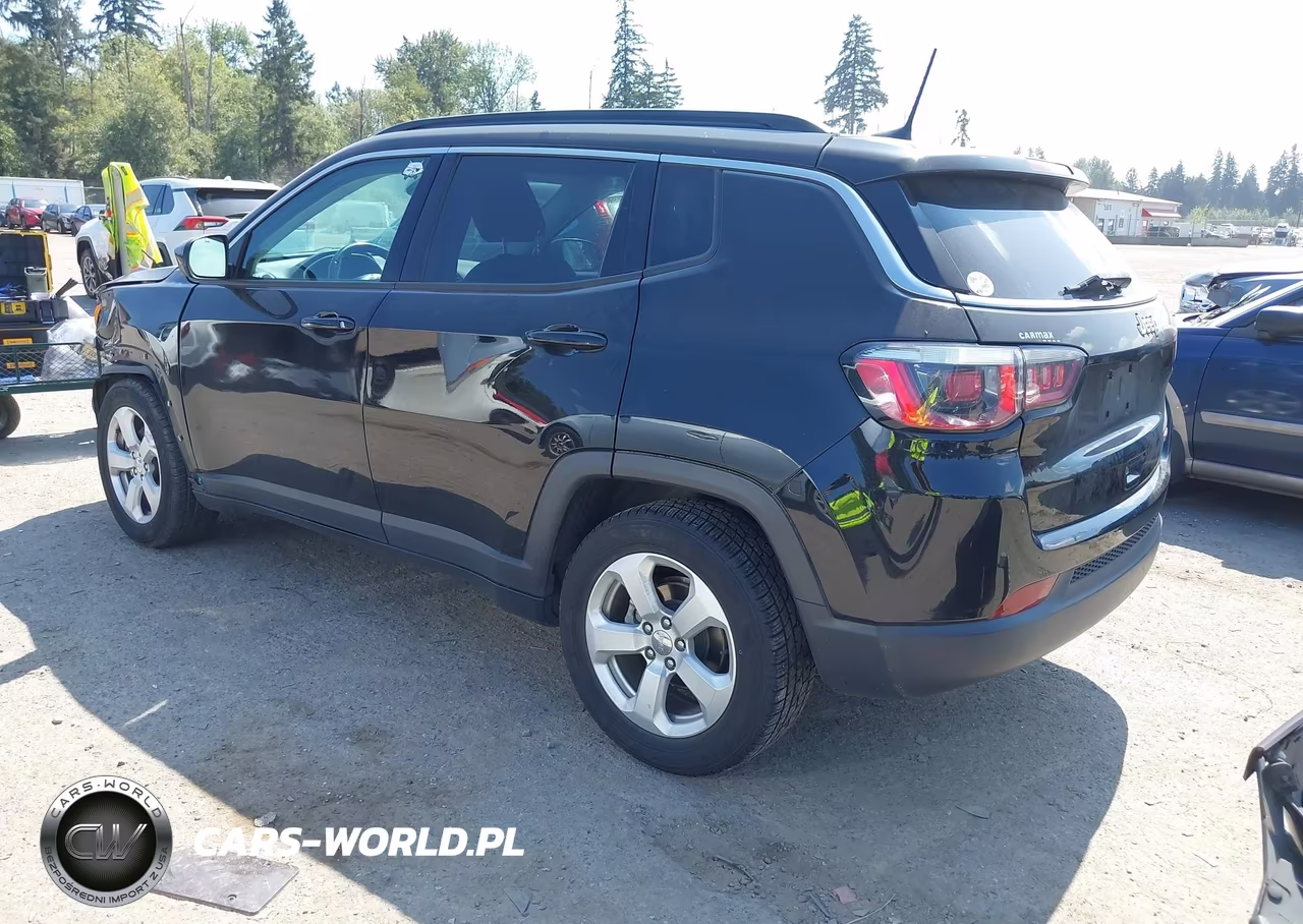 2019 Jeep Compass Latitude Fwd VIN:3C4NJCBB9KT699055 - 3