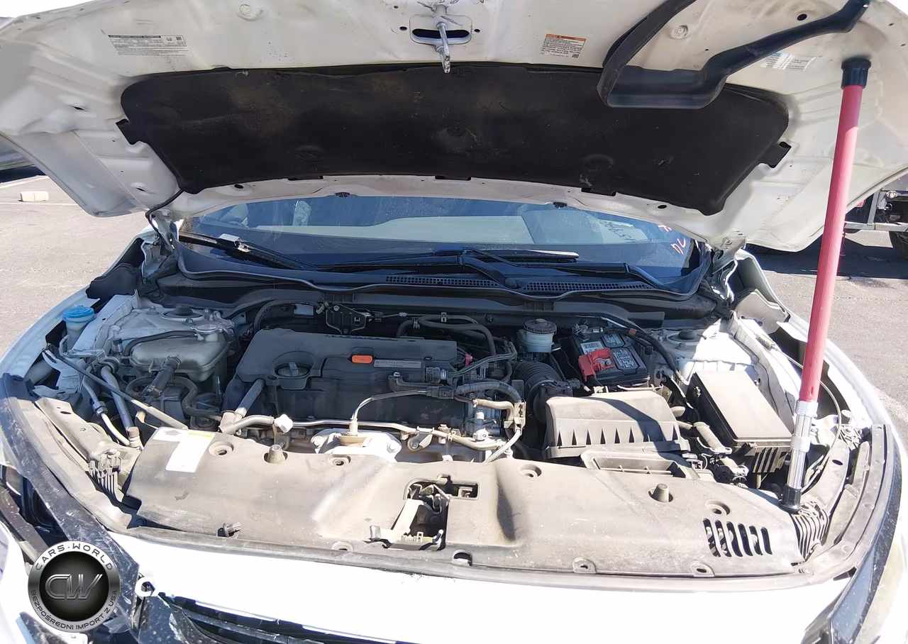 2021 Honda Civic Sport VIN:19XFC2F81ME003674 - 10
