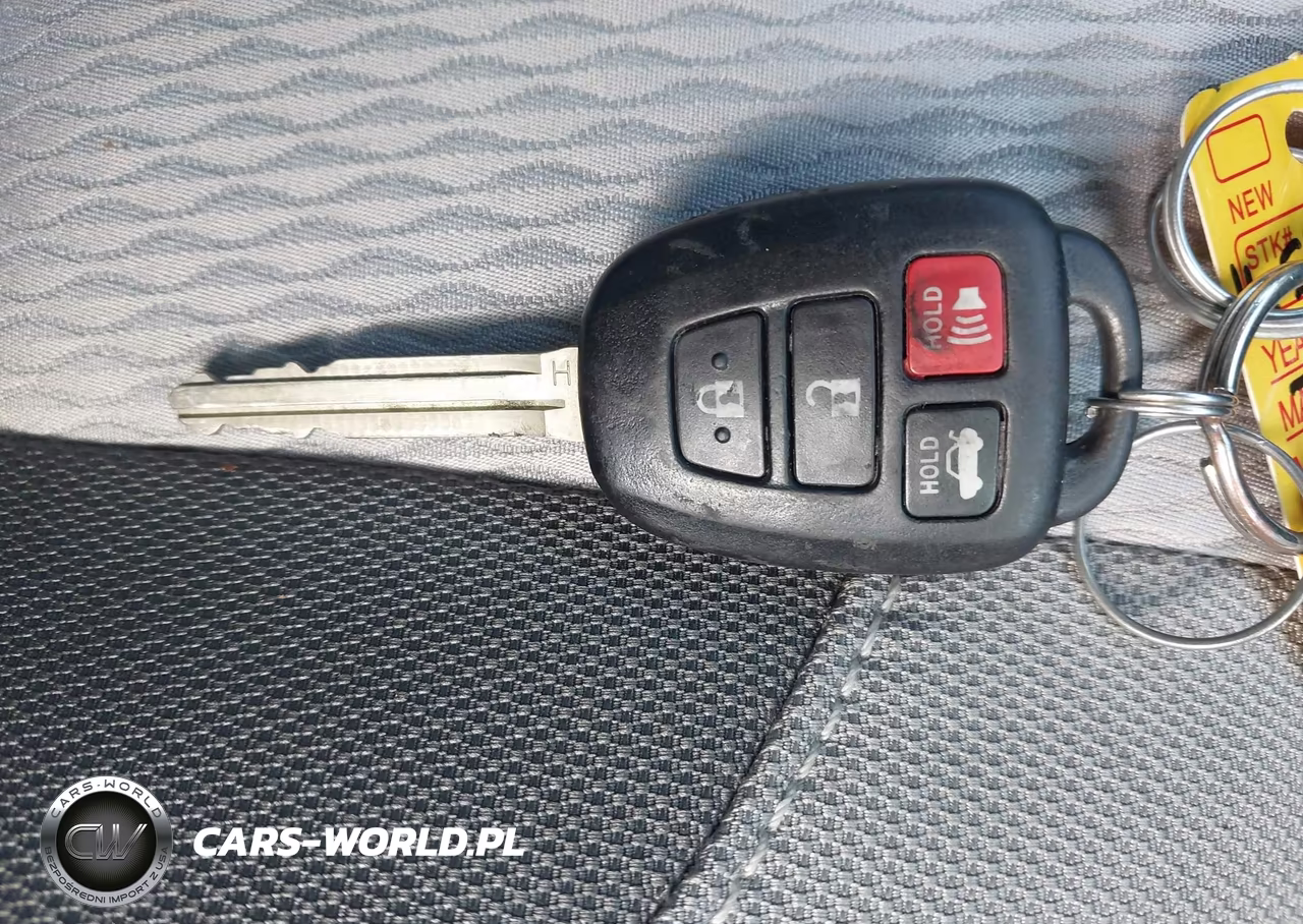 2017 Toyota Corolla Le Eco VIN:2T1BPRHE0HC822193 - 11