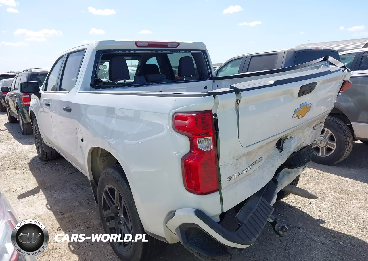2024 Chevrolet Silverado 1500 2Wd Short Bed Custom VIN:3GCPABEKXRG407012 - 3
