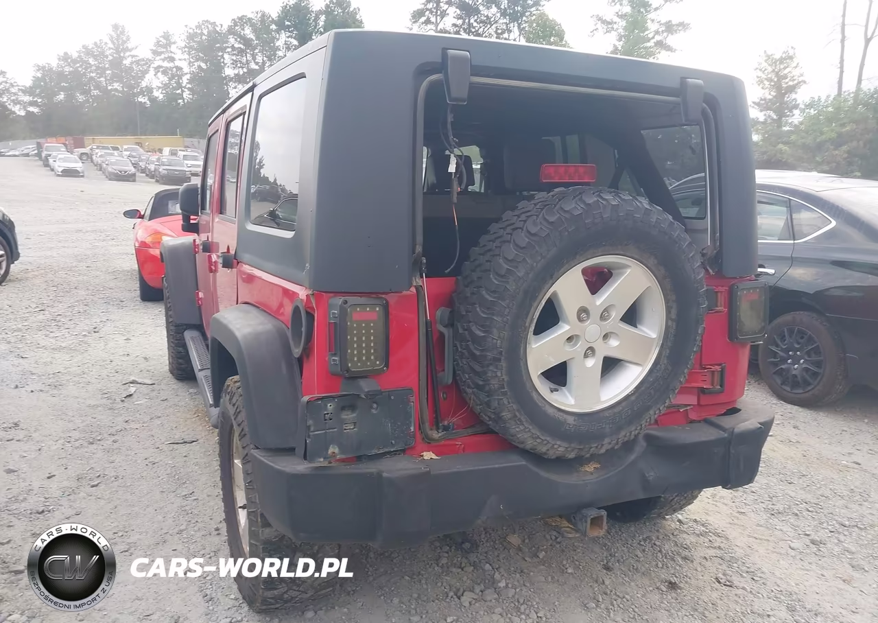 2007 Jeep Wrangler Unlimited Rubicon VIN:1J4GA69137L133154 - 3