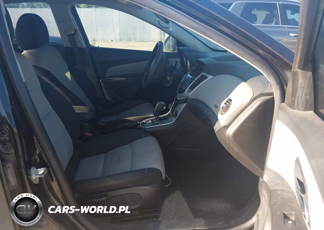 2016 Chevrolet Cruze Limited Ls Auto VIN:1G1PC5SHXG7216910 - 5
