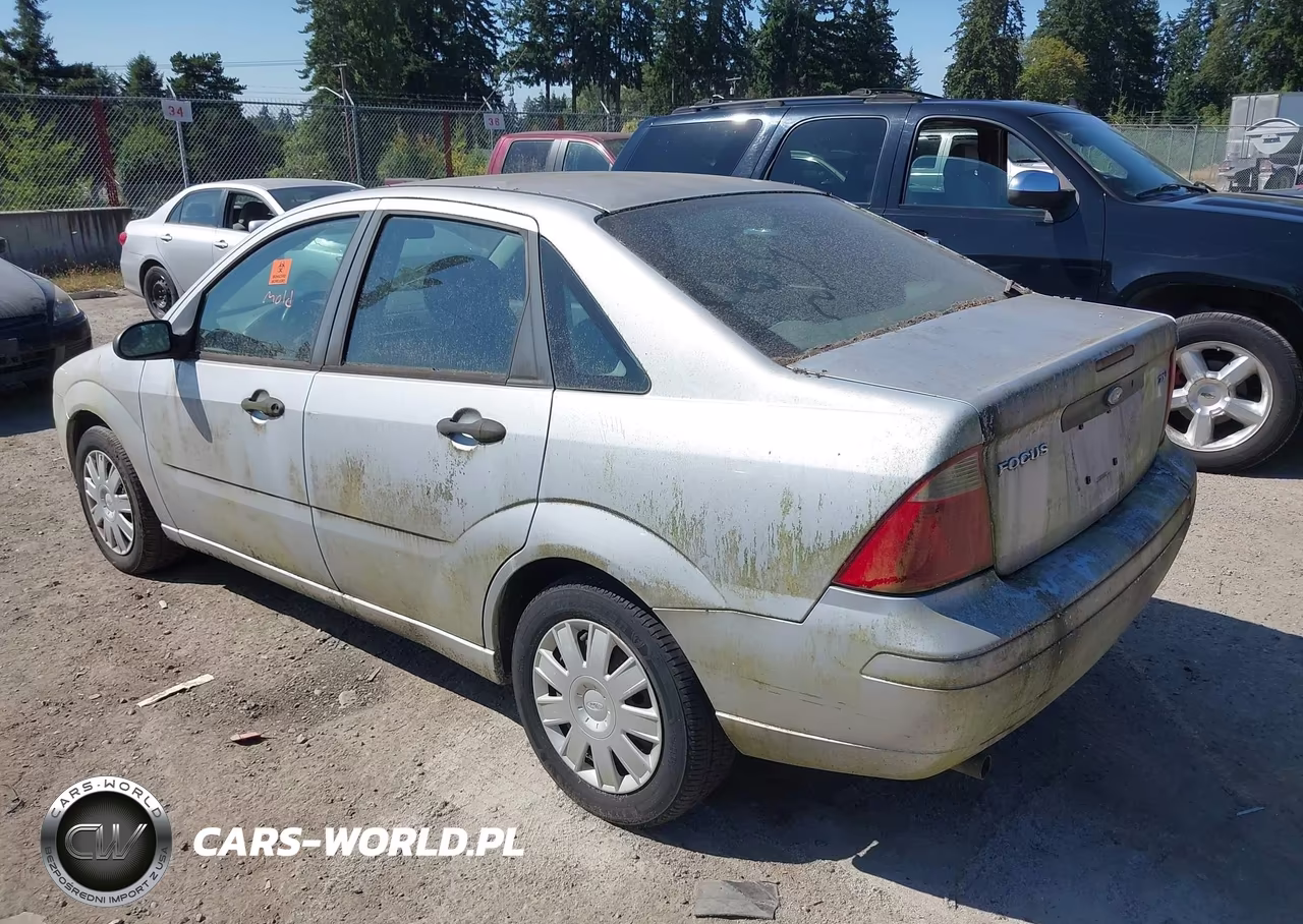 2005 Ford Focus Zx4 VIN:1FAFP34N35W279547 - 3