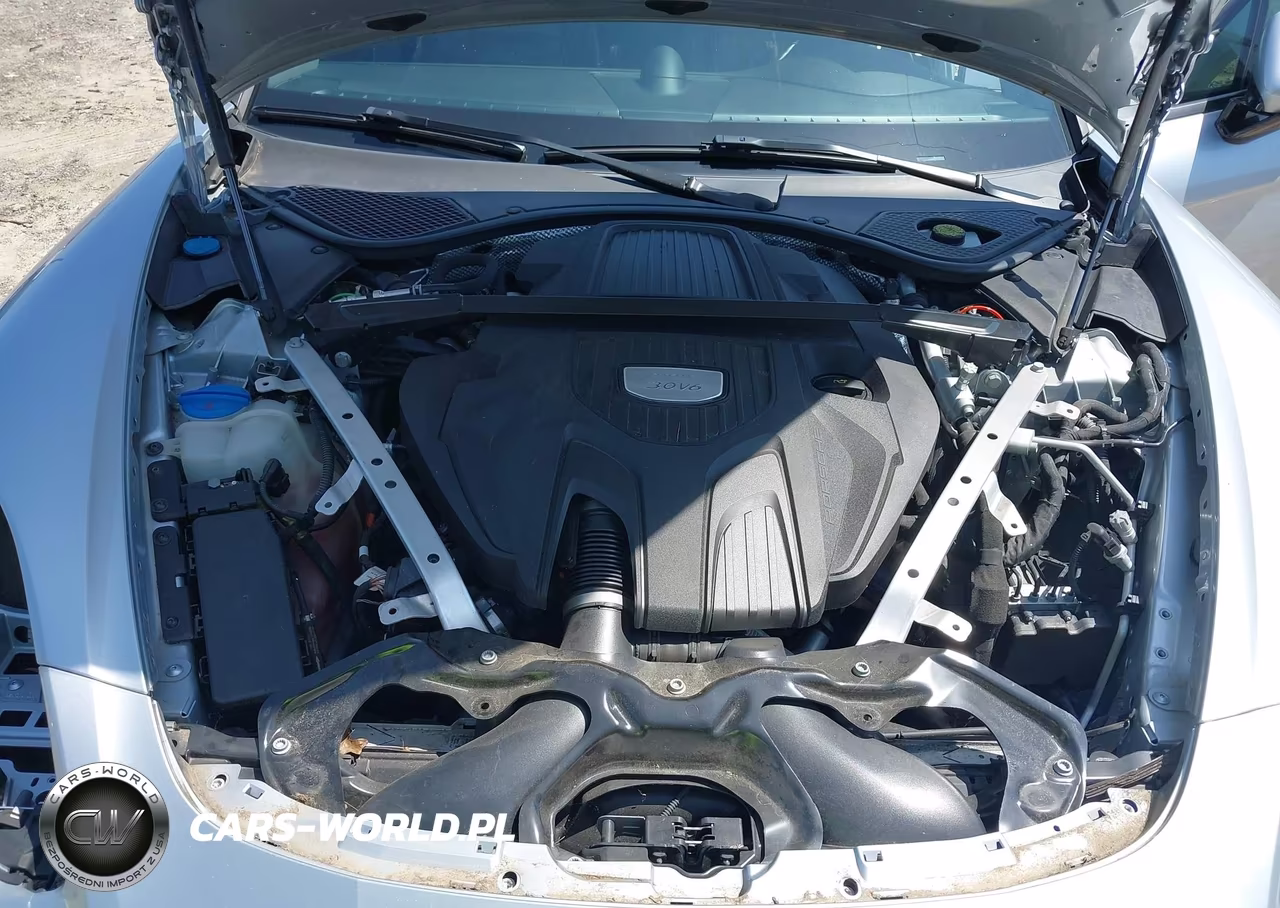 2017 Porsche Panamera 4 VIN:WP0AA2A75HL100999 - 10