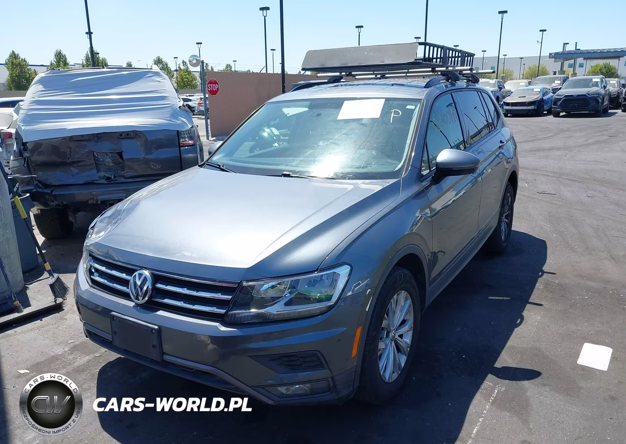 2018 Volkswagen Tiguan 2.0T S VIN:3VV1B7AX3JM032038 - 17