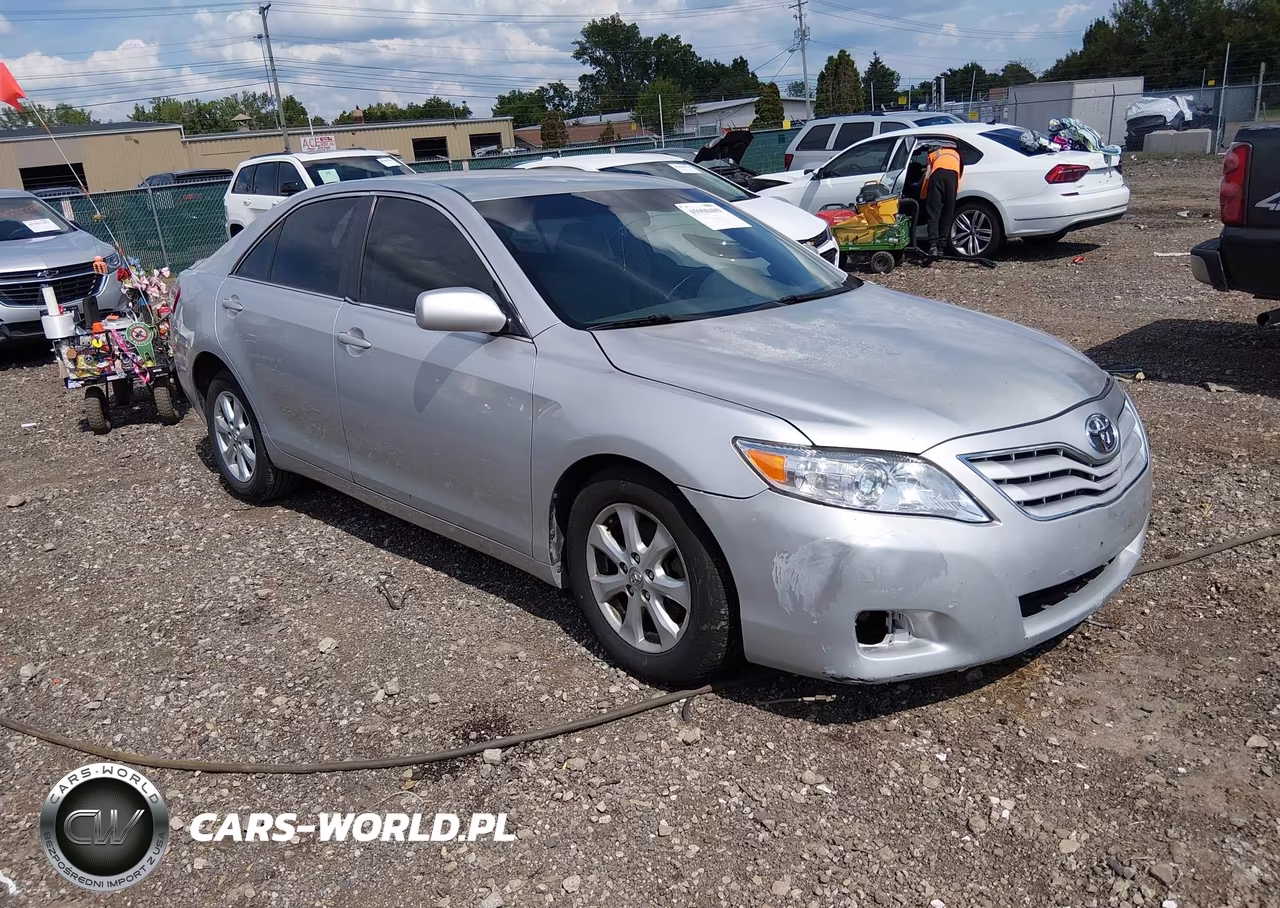 2011 Toyota Camry Le V6