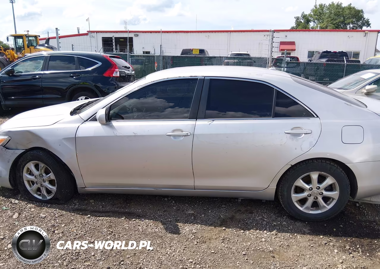2011 Toyota Camry Le V6 VIN:4T1BK3EK0BU613855 - 14