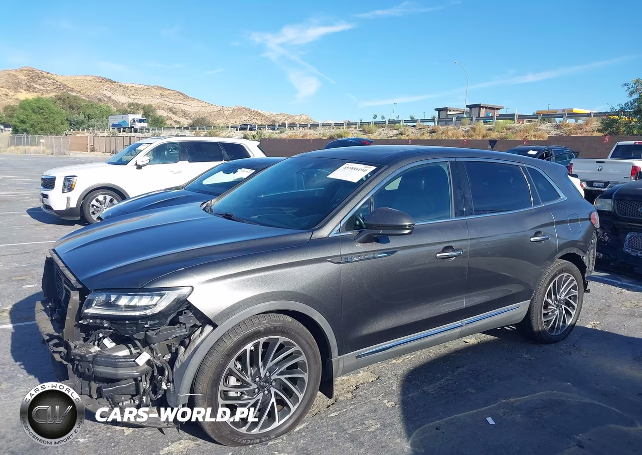 2019 Lincoln Nautilus Reserve VIN:2LMPJ6LP7KBL51304 - 15