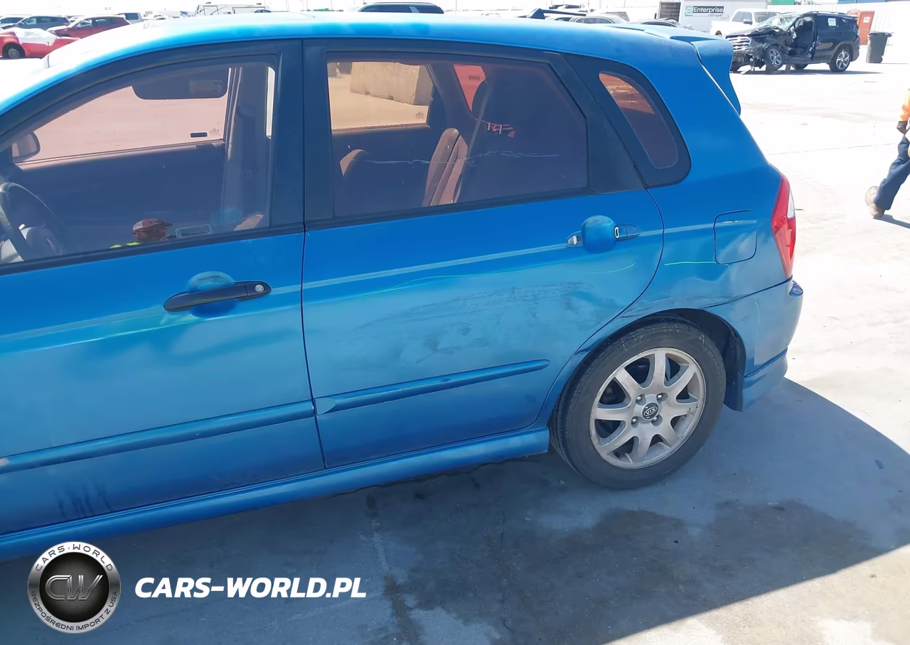 2005 Kia Spectra5 VIN:KNAFE161555178320 - 6