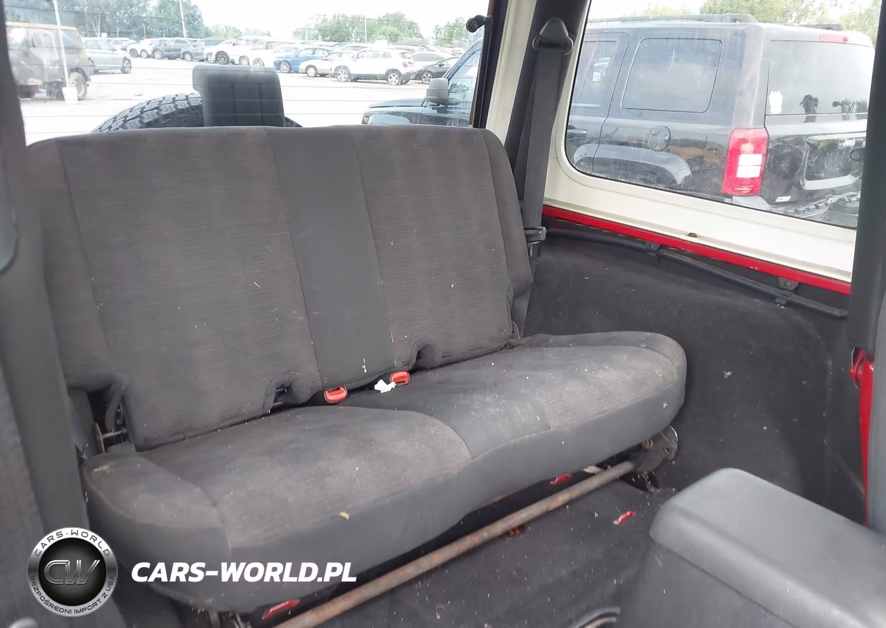 2005 Jeep Wrangler Sport VIN:1J4FA49S95P388230 - 8