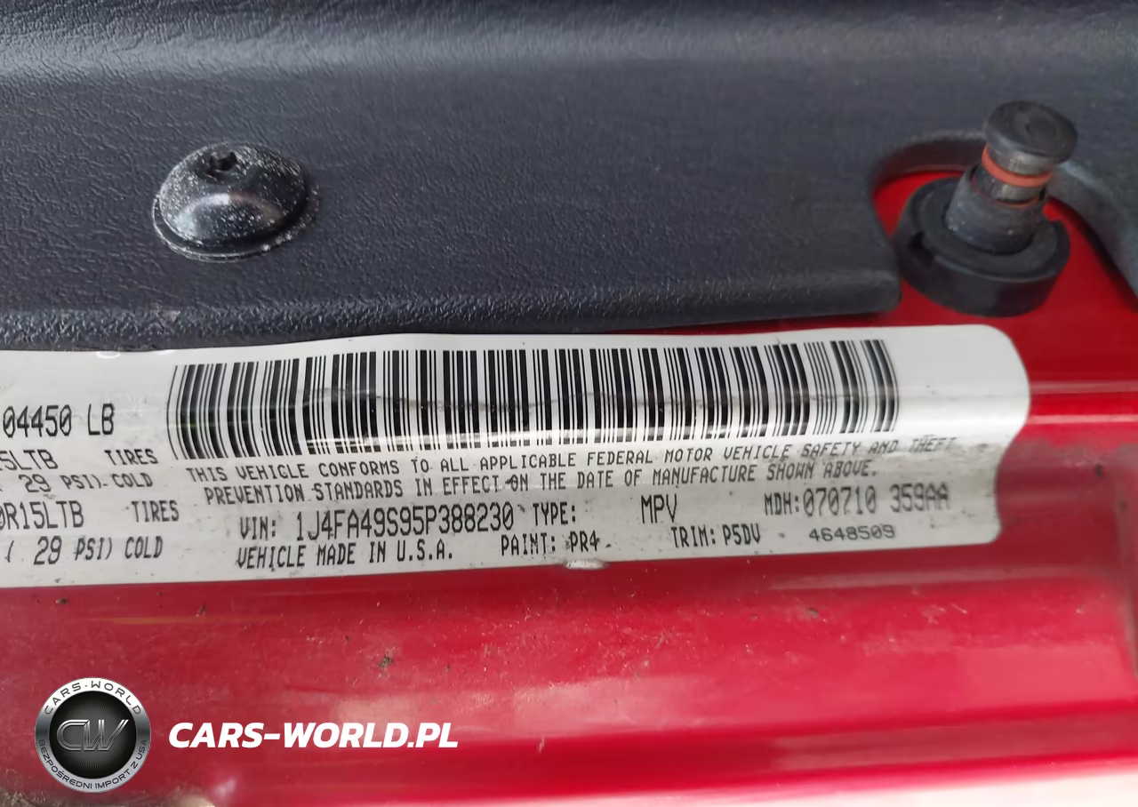 2005 Jeep Wrangler Sport VIN:1J4FA49S95P388230 - 9
