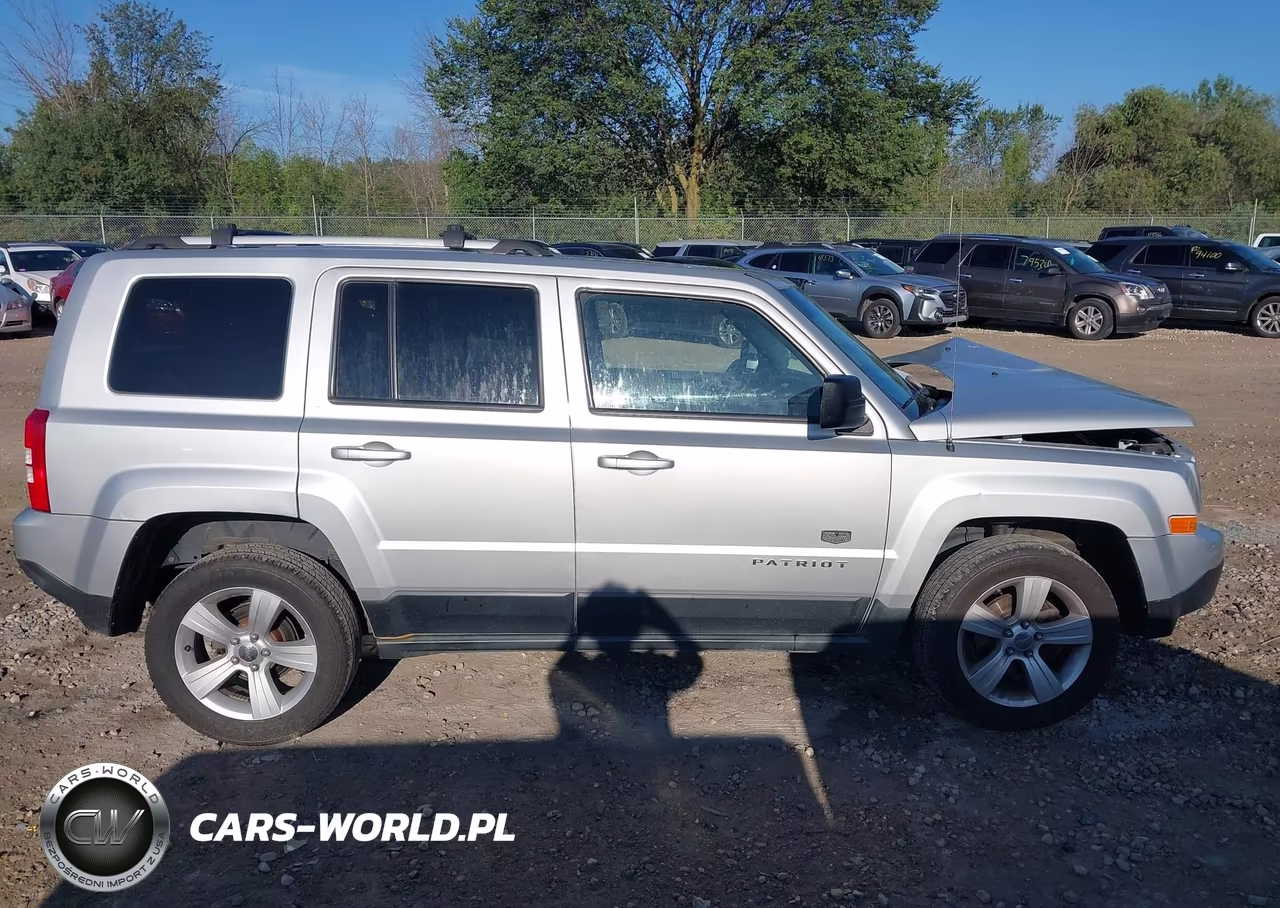 2011 Jeep Patriot Latitude X VIN:1J4NF4GB7BD167111 - 14