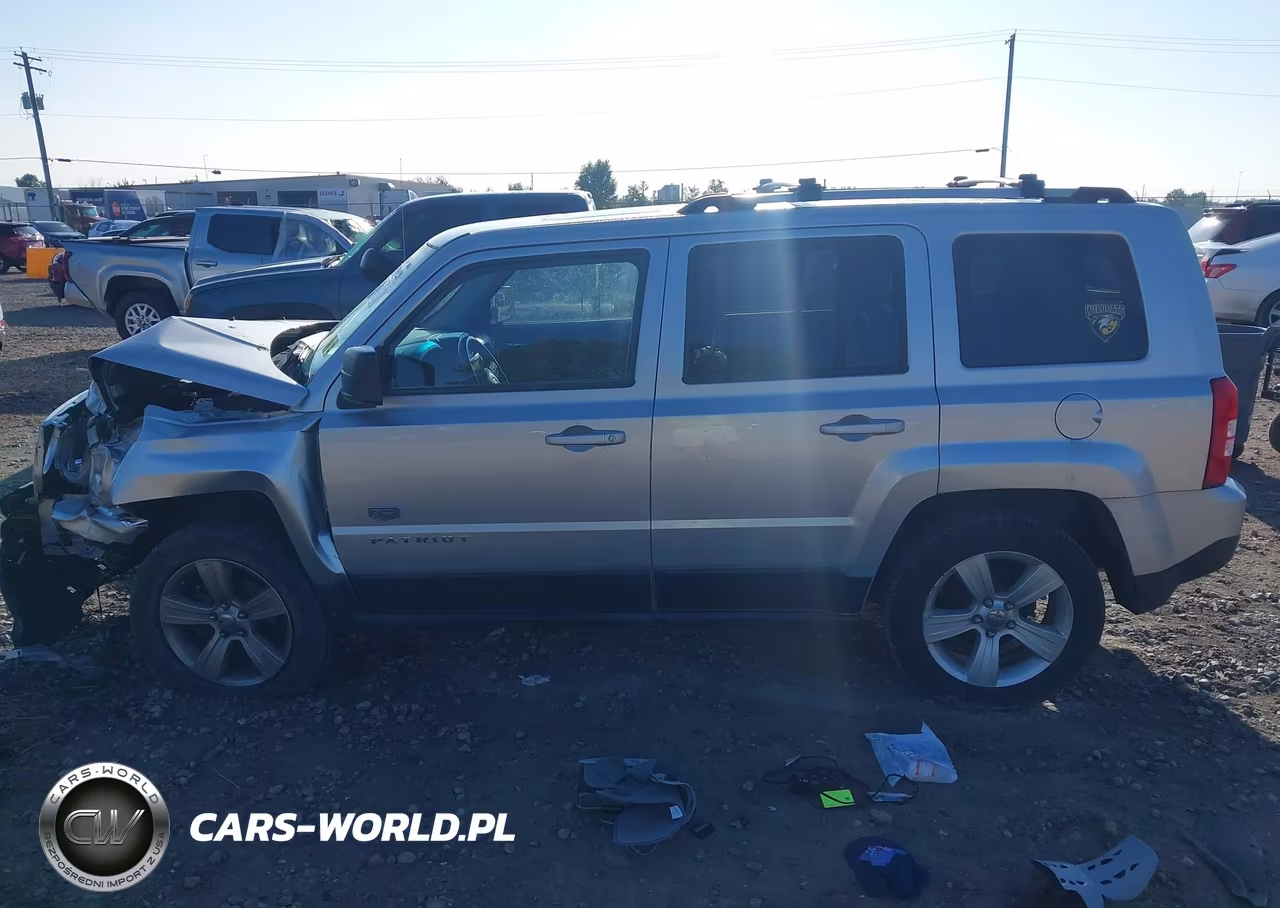 2011 Jeep Patriot Latitude X VIN:1J4NF4GB7BD167111 - 15