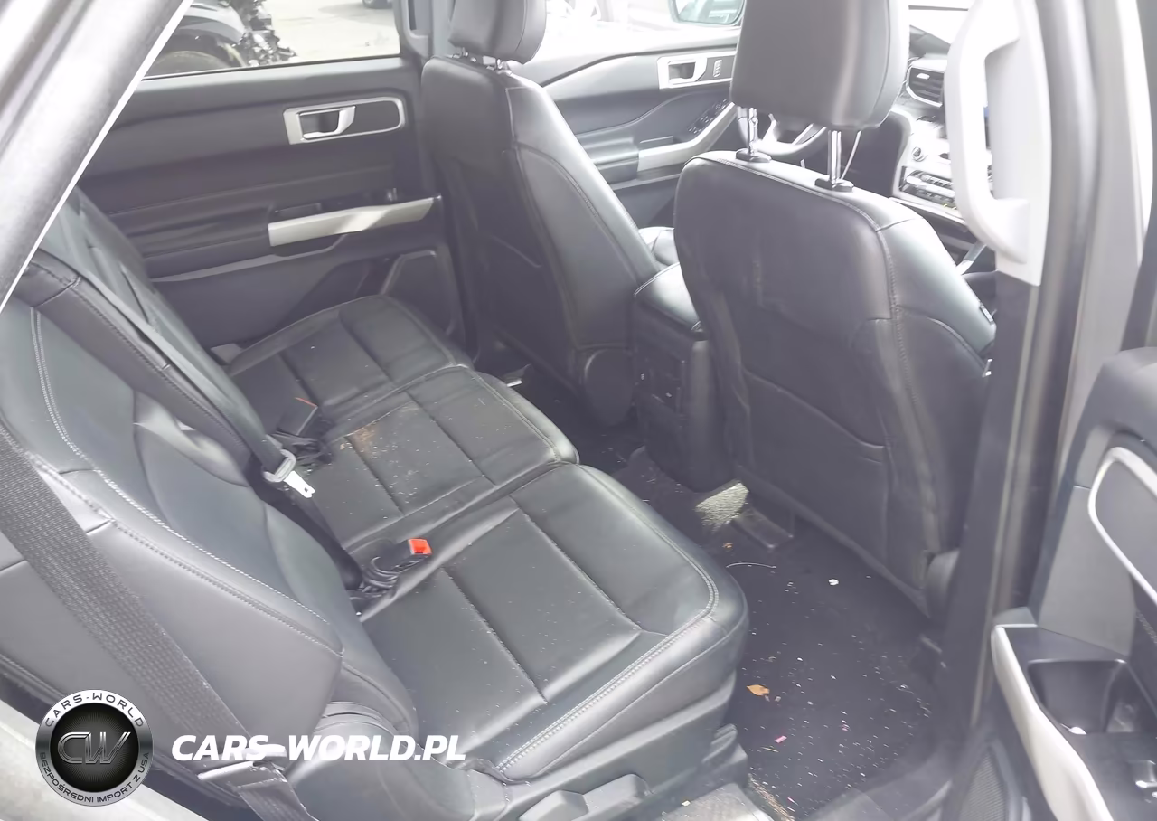 2024 Ford Explorer Xlt VIN:1FMSK8DH1RGA23031 - 8