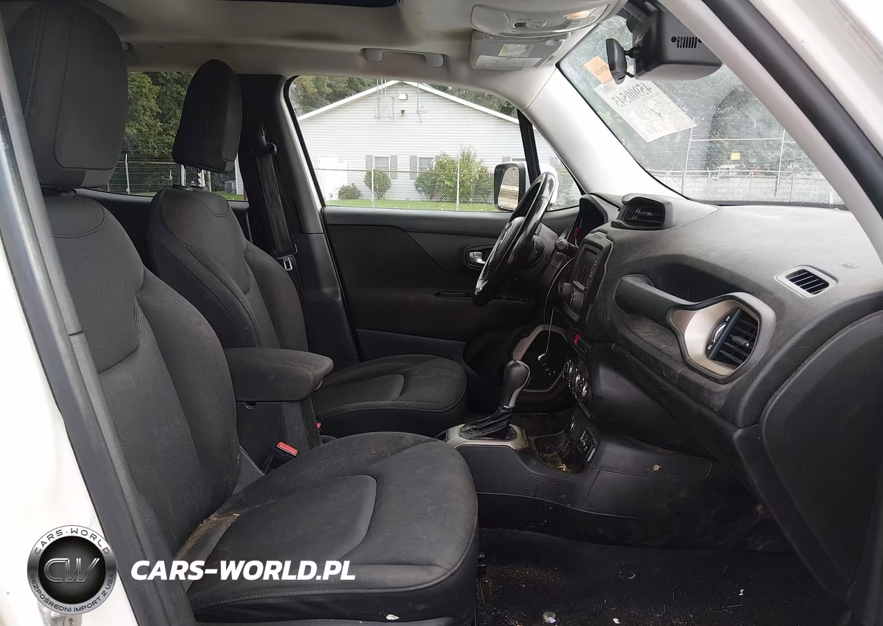 2016 Jeep Renegade Latitude VIN:ZACCJBBT7GPE18704 - 5