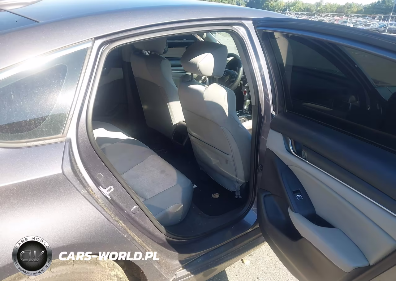 2018 Honda Accord Lx VIN:1HGCV1F10JA230641 - 8