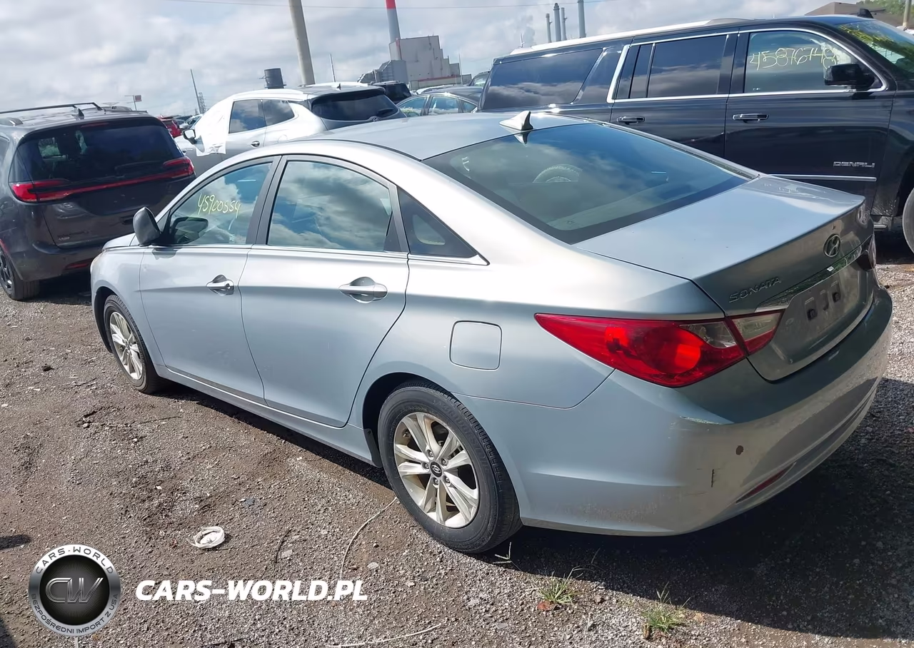 2011 Hyundai Sonata Gls VIN:5NPEB4AC8BH138309 - 3